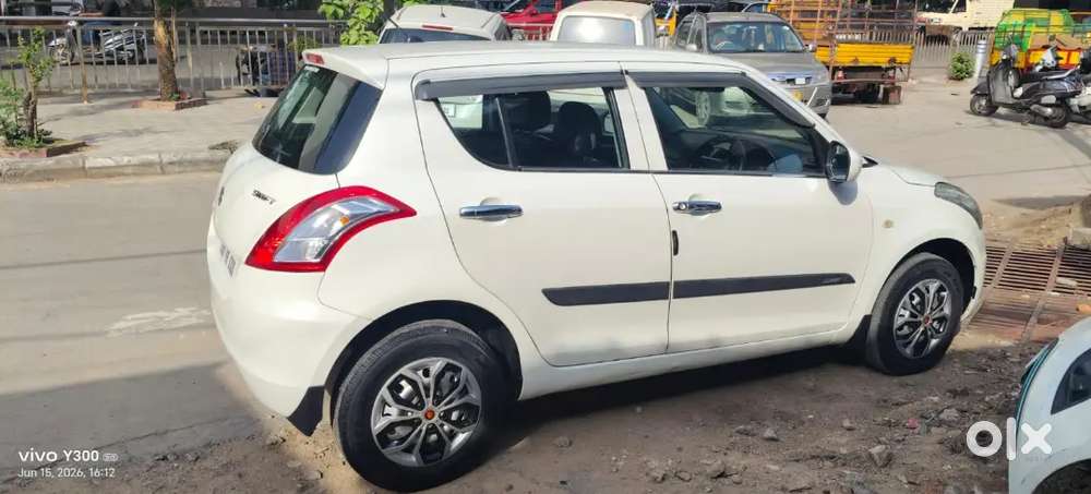 Swift 2017 Maruti Suzuki 2nd Owner Lxi