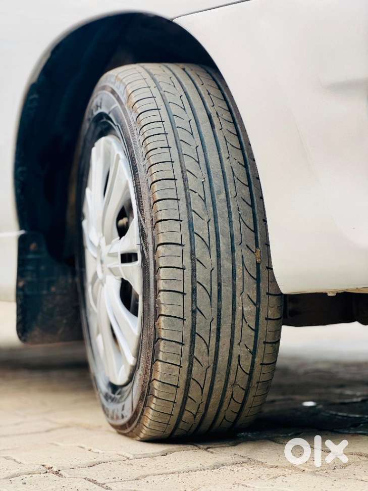 Toyota Innova 2.5 G (diesel) 8 Seater, 2013, Diesel