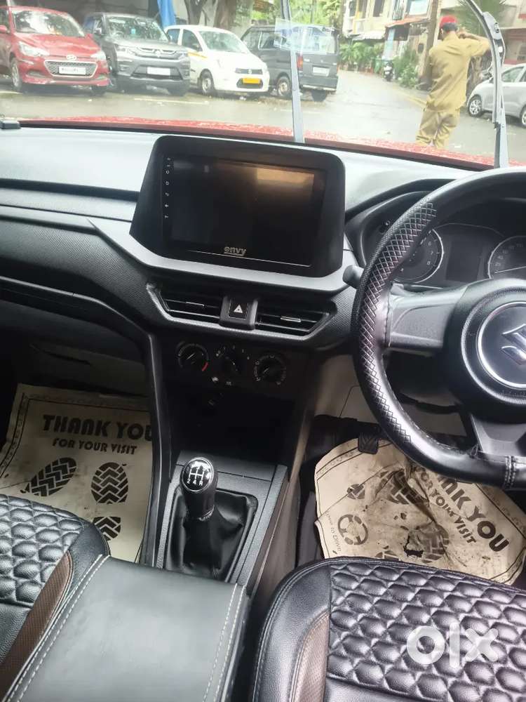 Maruti Brezza Lxi 2023 Petrol + Cng