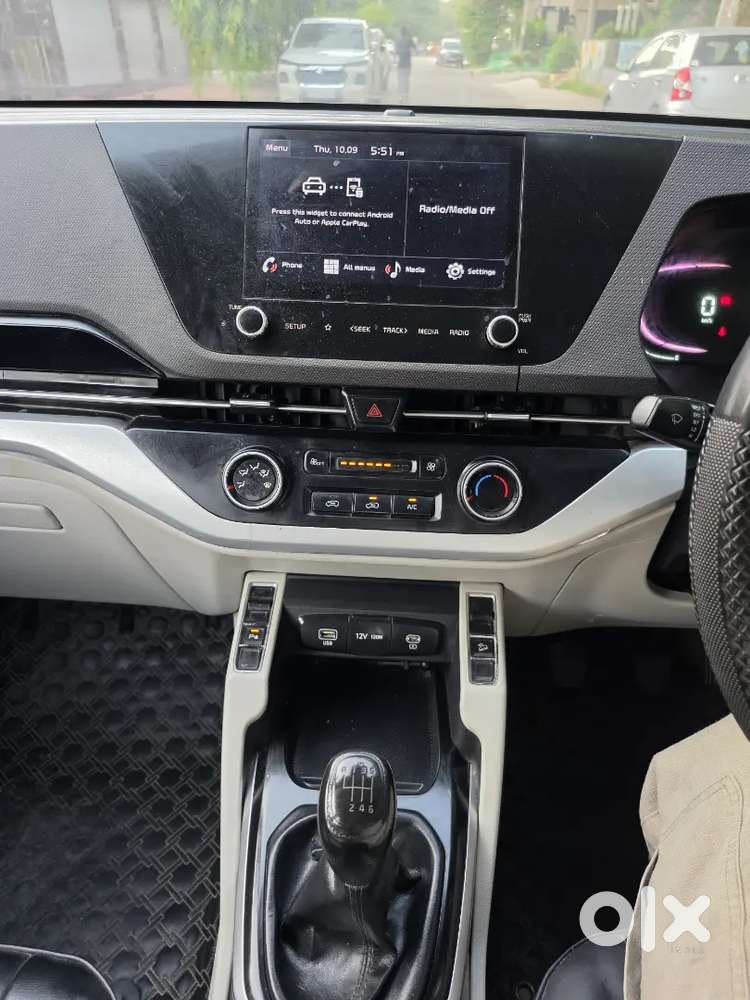 Kia Carens Prestige 2022 Diesel All Original