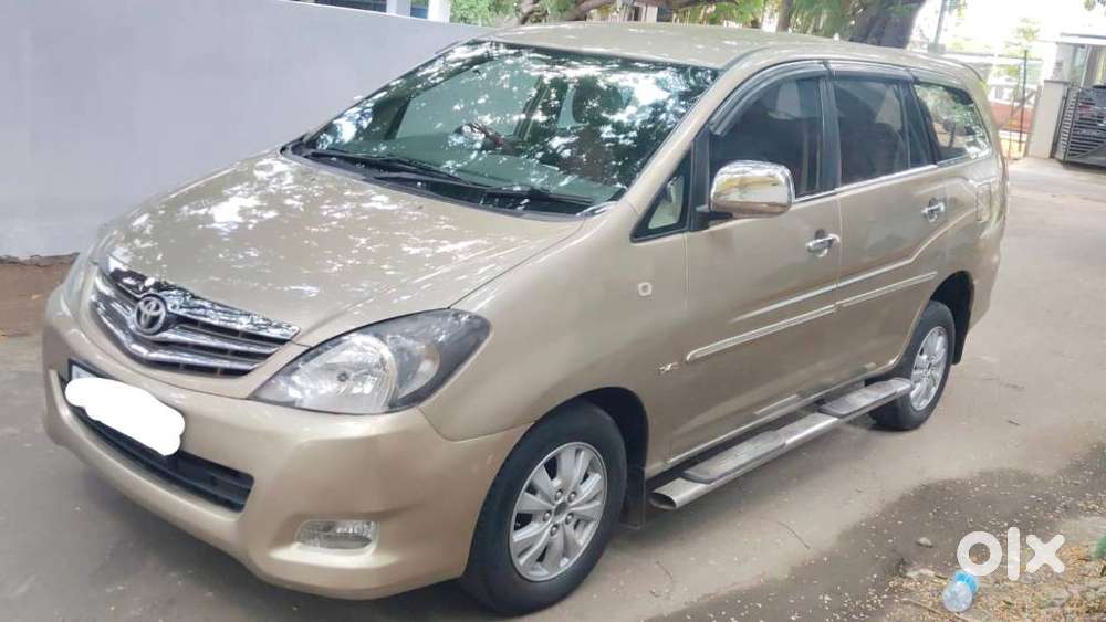 Toyota Innova 2.5 V 7 Str, 2011, Diesel