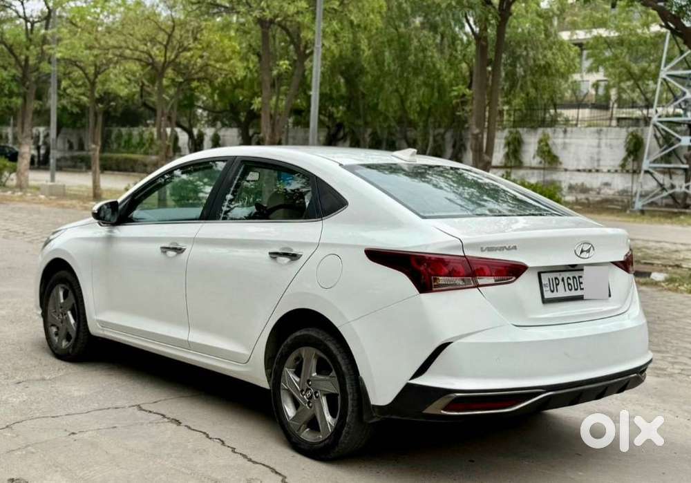 Hyundai Verna 1.5 Sx Petrol Mt, 2022, Petrol