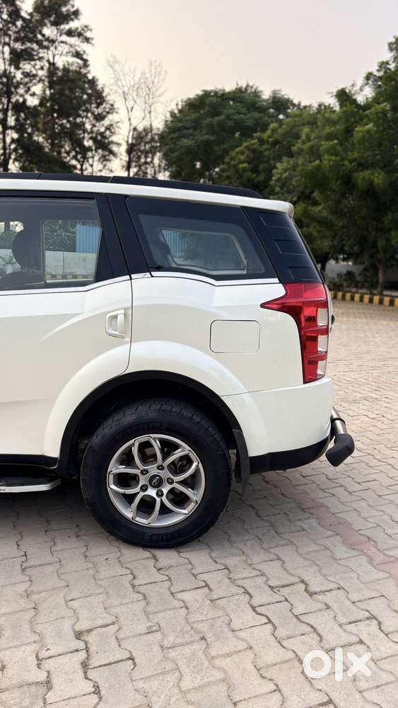 Mahindra Xuv500 W6 At, 2016, Diesel