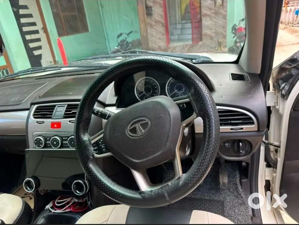 Tata Safari Storme Top Model  Diamond 575000rs