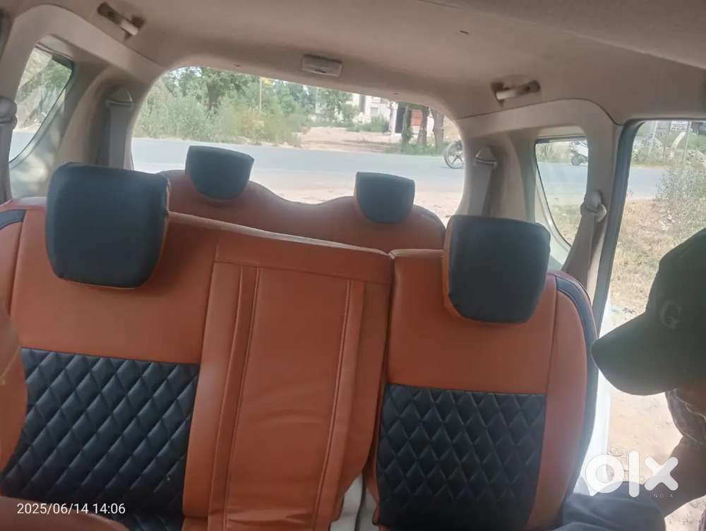 Maruti Suzuki Ertiga 2013