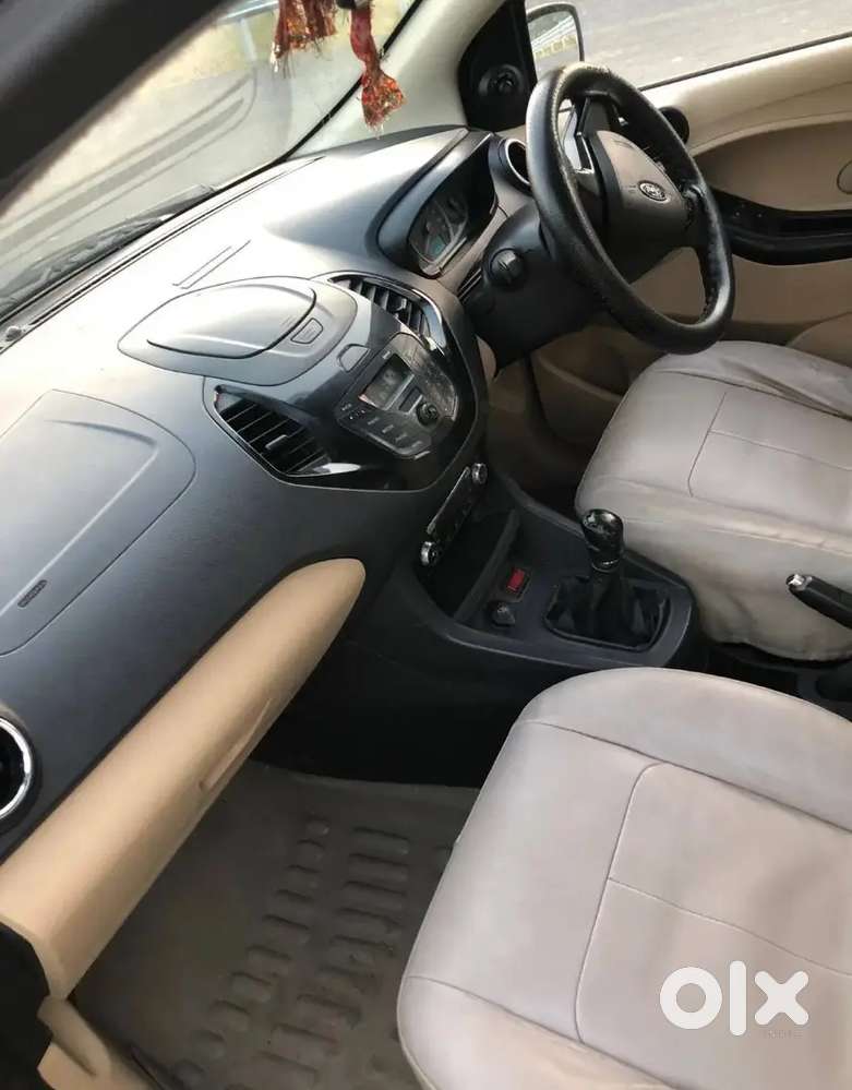 Ford Aspire Blu 2017