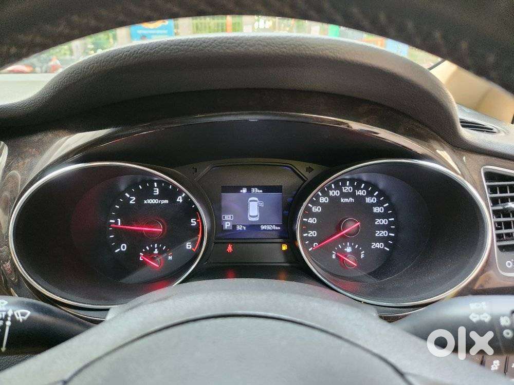 Kia Carnival Limousine Plus 7 Str, 2021, Diesel