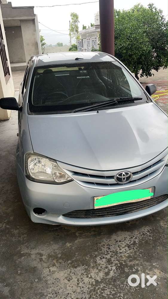 Toyota Etios Liva 2013