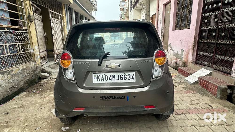Chevrolet Beat Lt 2011 Petrol