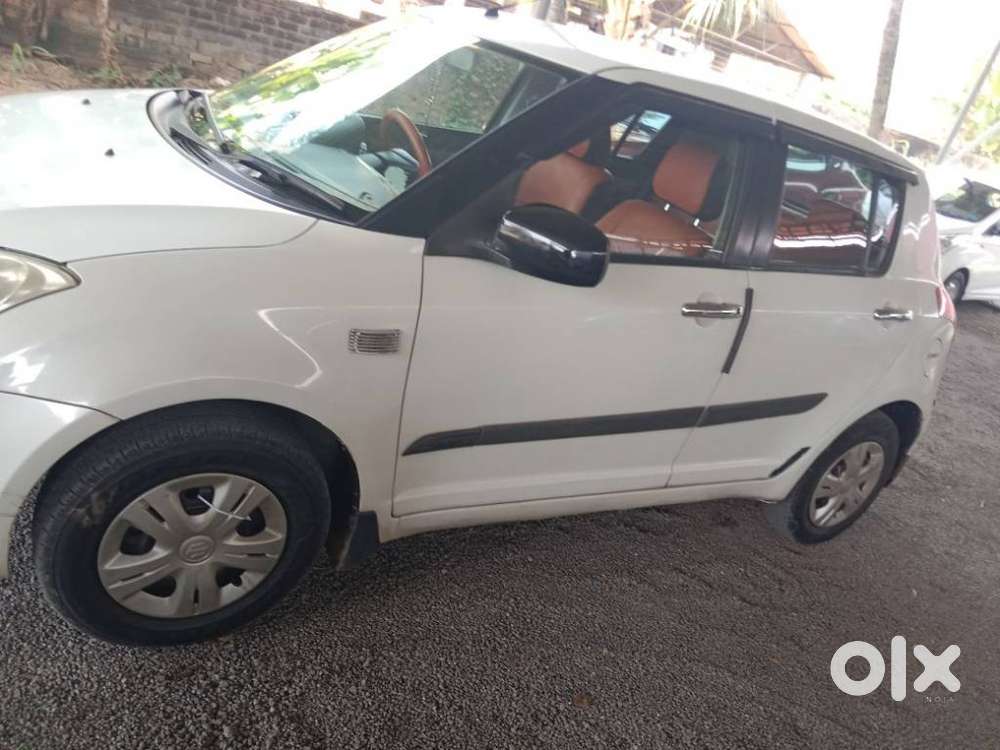 Maruti Suzuki Swift Vxi Optional, 2010, Petrol