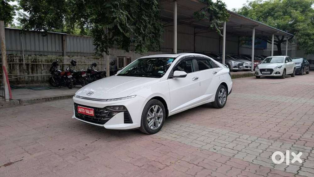 Hyundai Verna Sx (o)1.5 Vtvt [2023 - 2026], 2025, Petrol