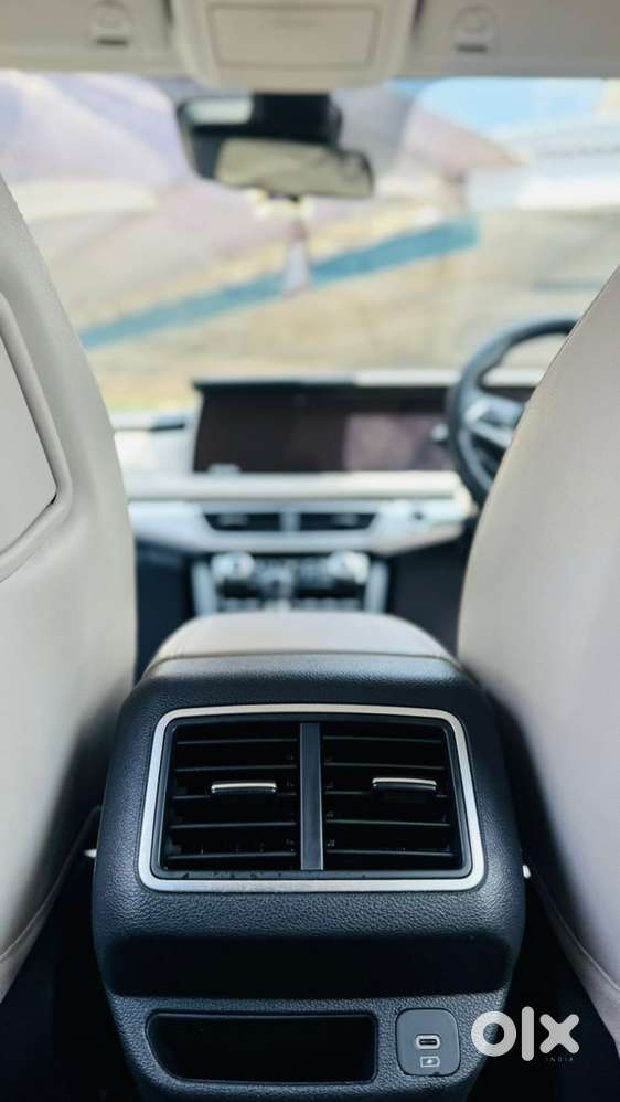 Mahindra Xuv700 2022 Model Under Warranty