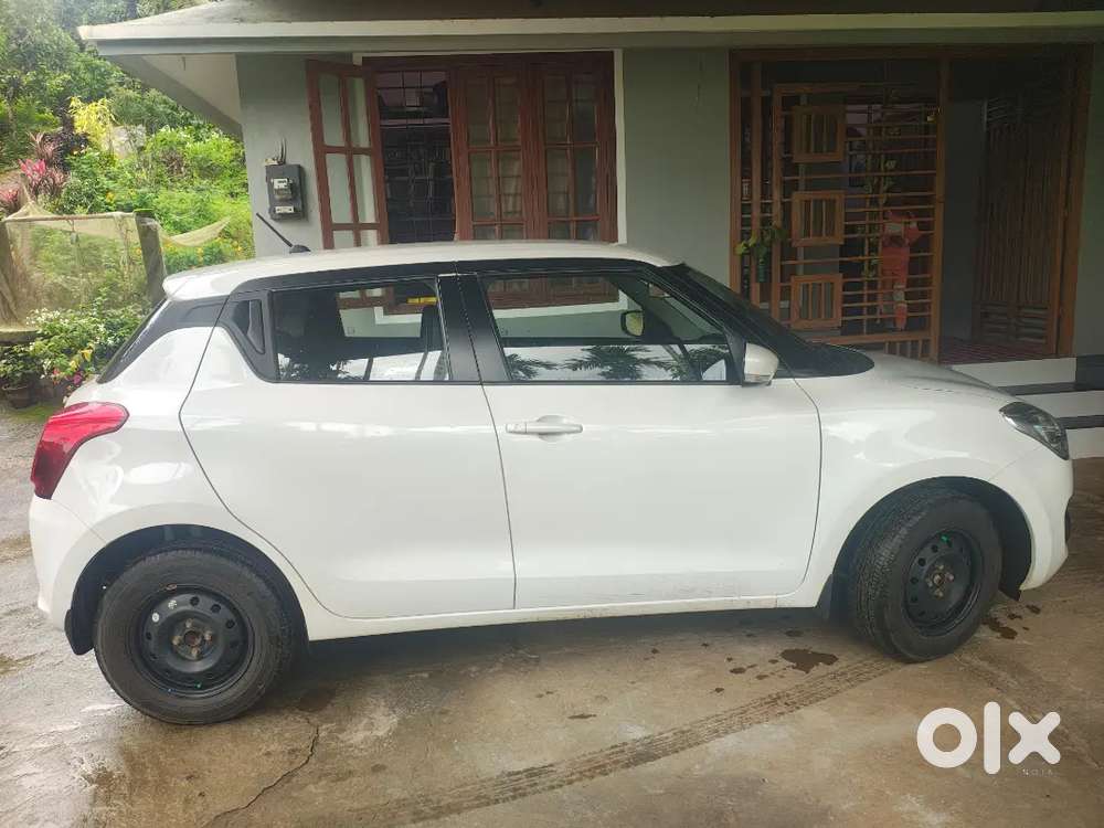 Maruti Suzuki Swift Vxi Petrol 2019