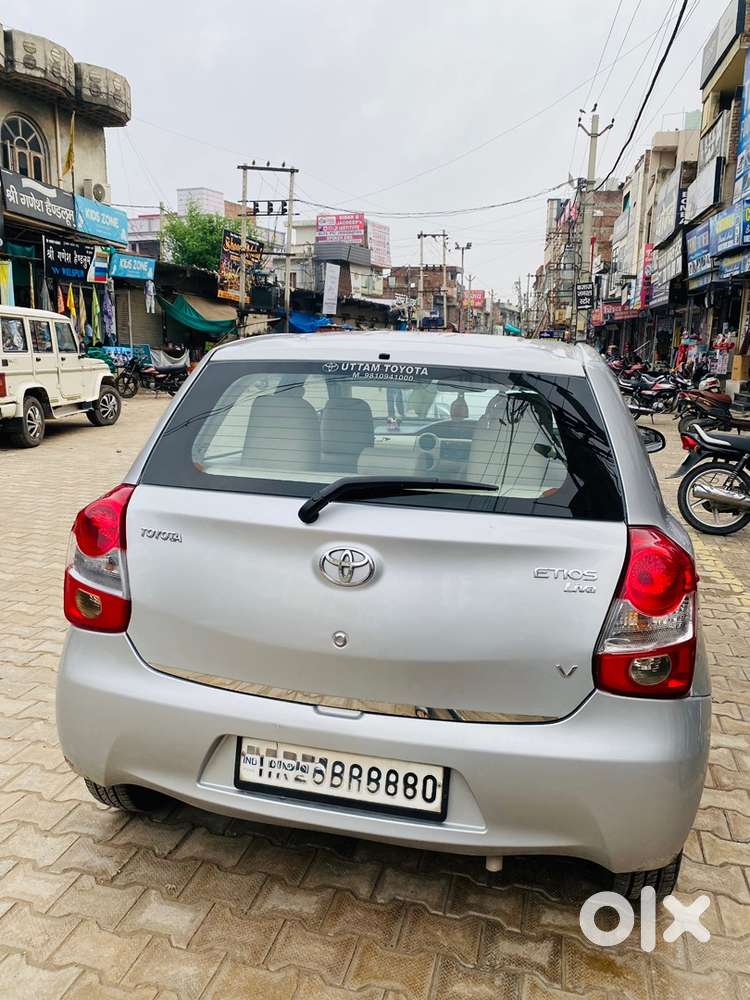 Toyota Etios Liva 2017 Petrol 99000 Km Driven