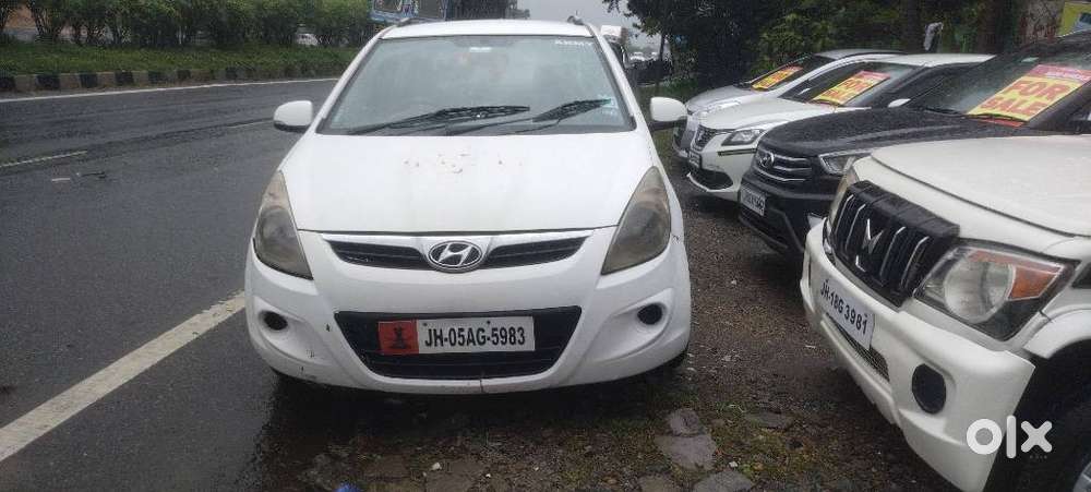 Hyundai I20 Sportz 1.2 Mt Dual Tone, 2011