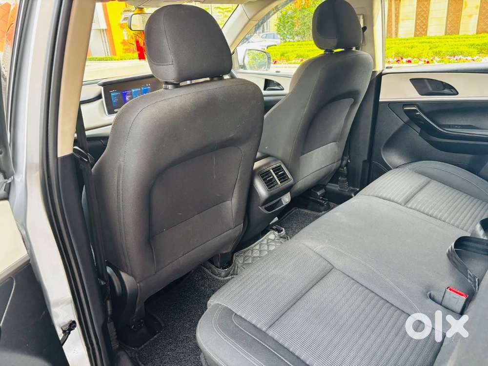 Mahindra Xuv700 For Sale