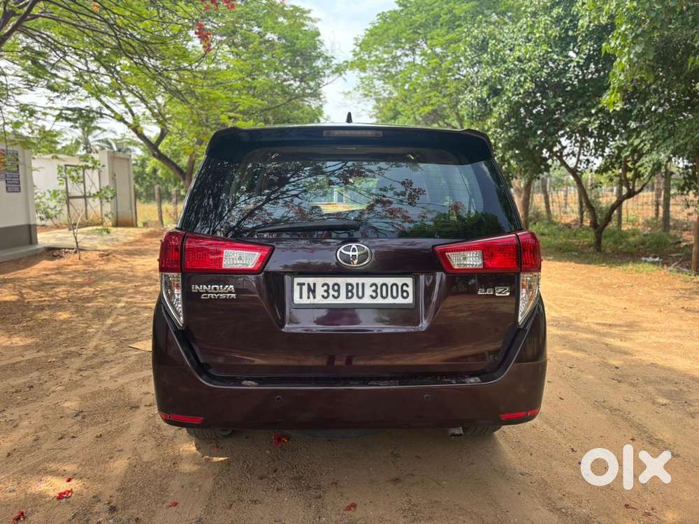Toyota Innova Crysta 2.8z Automatic, 2016, Diesel