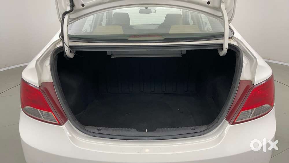 Hyundai Verna 1.6 Sx Vtvt, 2016, Petrol