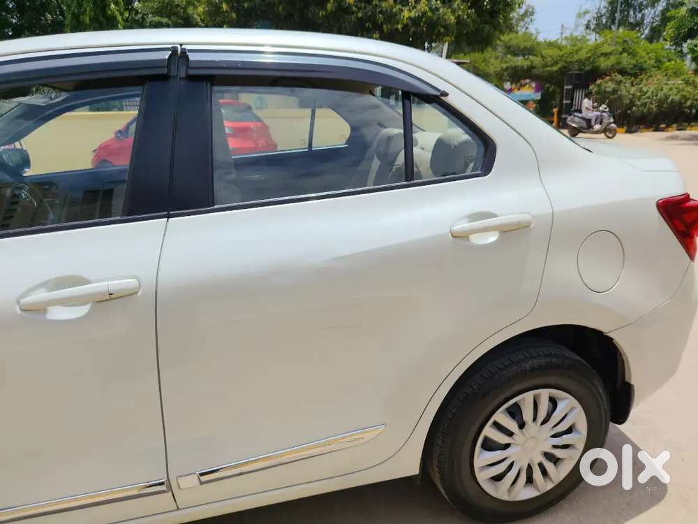 Maruti Swift Dzire 2017 Diesel, 43.5k Km 1st Owner  Excellent Conditio