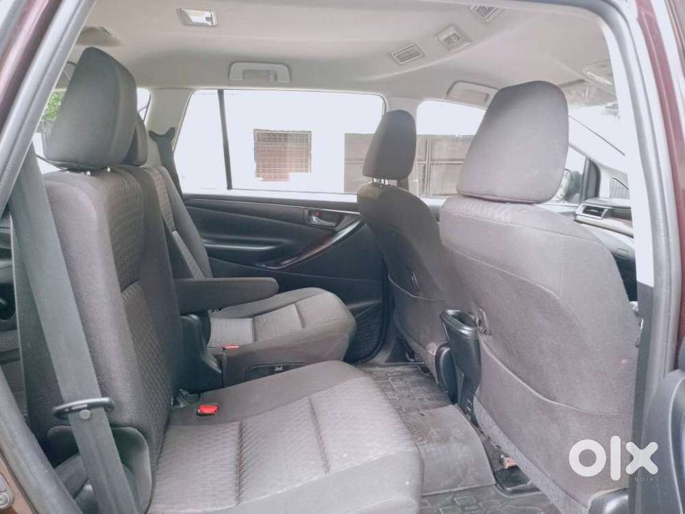 Toyota Innova Crysta 2.4 G Mt, 2018, Diesel