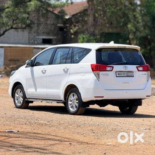 Toyota Innova Crysta 2.4 G Mt 8s, 2017, Diesel