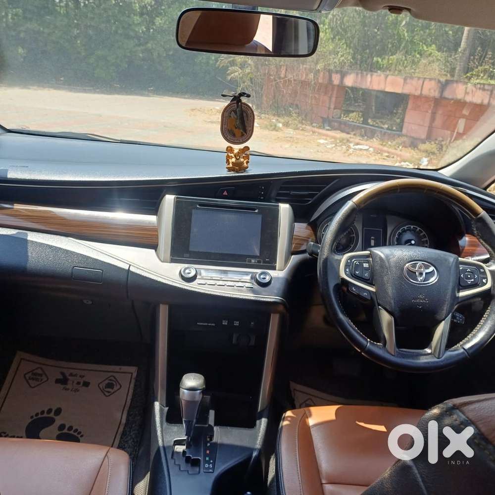Toyota Innova Crysta 2.5z, 2016, Diesel
