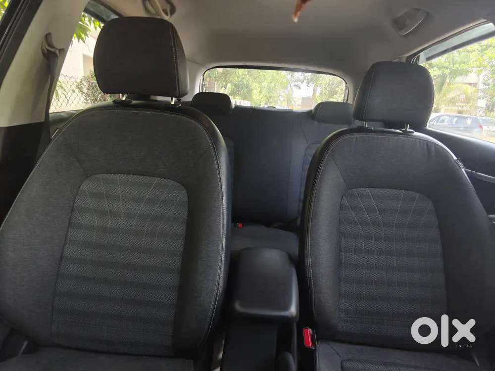Kia Sonnet 2022 Cng+petrol , Excellent Condition, Only 37500 Km Dirven