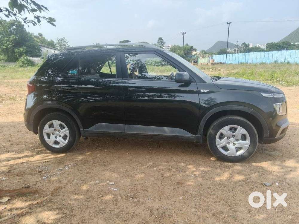 Hyundai Venue S Plus Mt 1.2 Kappa, 2019, Petrol