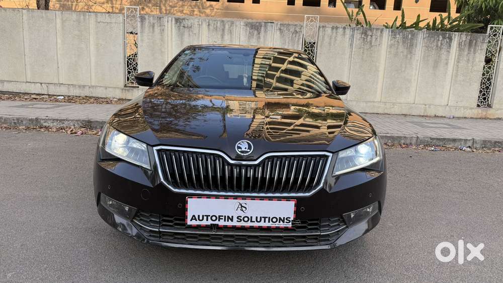 Skoda Superb 2013-2015 Elegance 1.8 Tsi Mt, 2016, Petrol