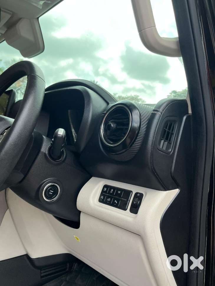 Mahindra Thar Roxx Ax7 L Petrol At 2wd, 2025, Petrol