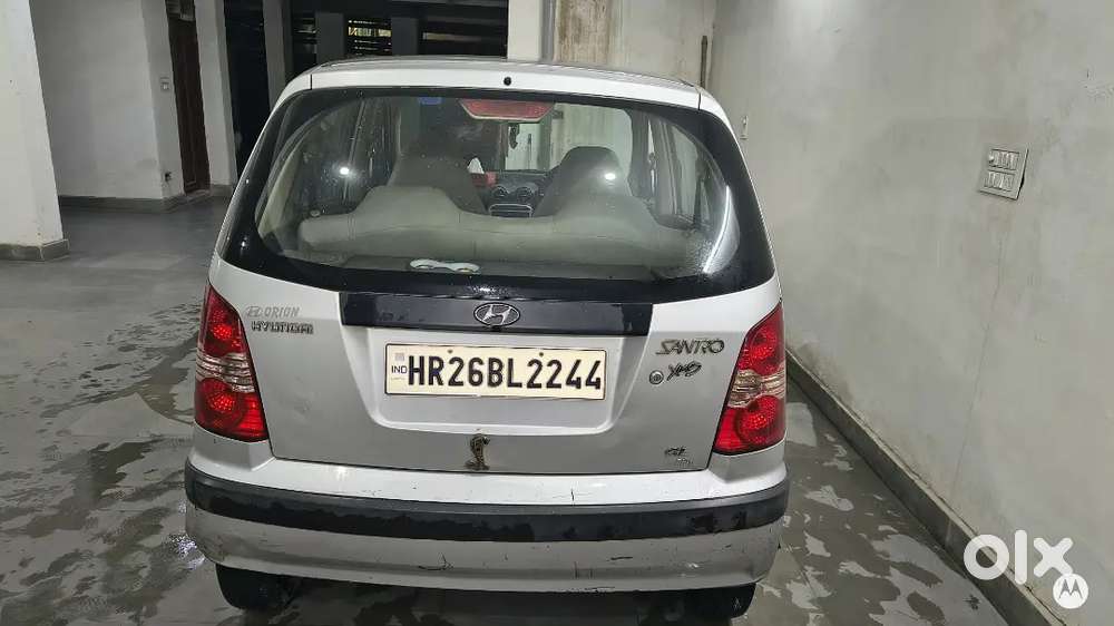 Hyundai Santro Xing 1086 Cc Silver Color