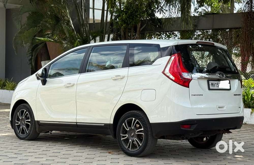 Mahindra Marazzo M6, 2021, Diesel