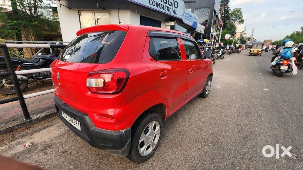 Maruti Suzuki S-presso Vxi At, 2020, Petrol