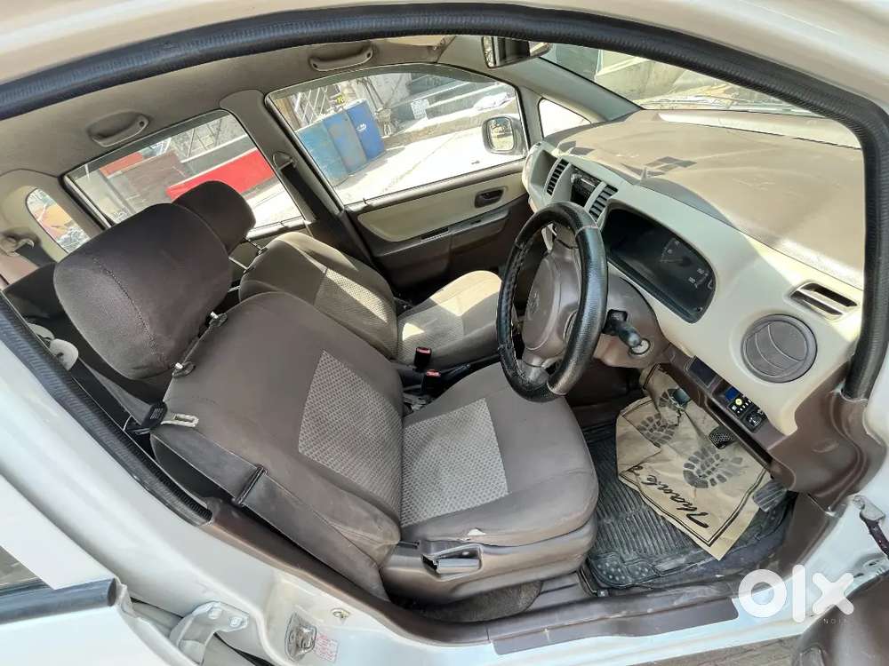 Maruti Suzuki Zen Estilo 2012