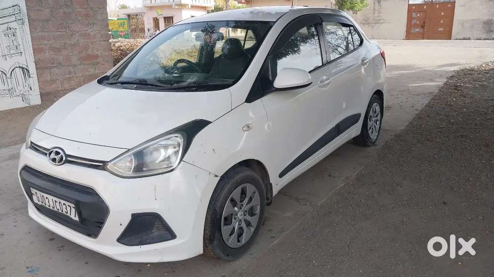 Hyundai Xcent 2015 Cng & Hybrids 131000 Km Driven