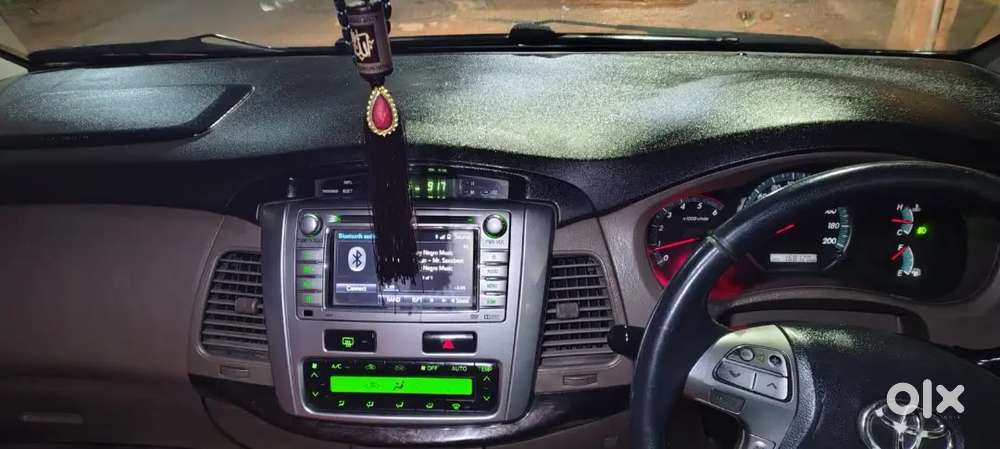 Toyota Innova 2015 Diesel Well Maintained