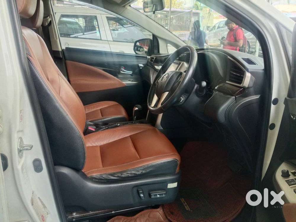 Toyota Innova Crysta, 2016, Diesel