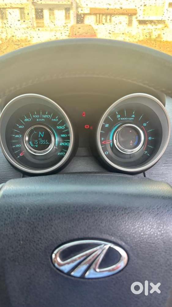 Mahindra Xuv500 2015 Diesel Well Maintained