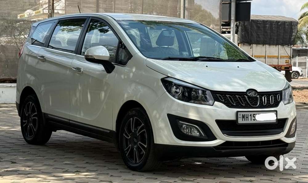 Mahindra Marazzo M6, 2021, Diesel