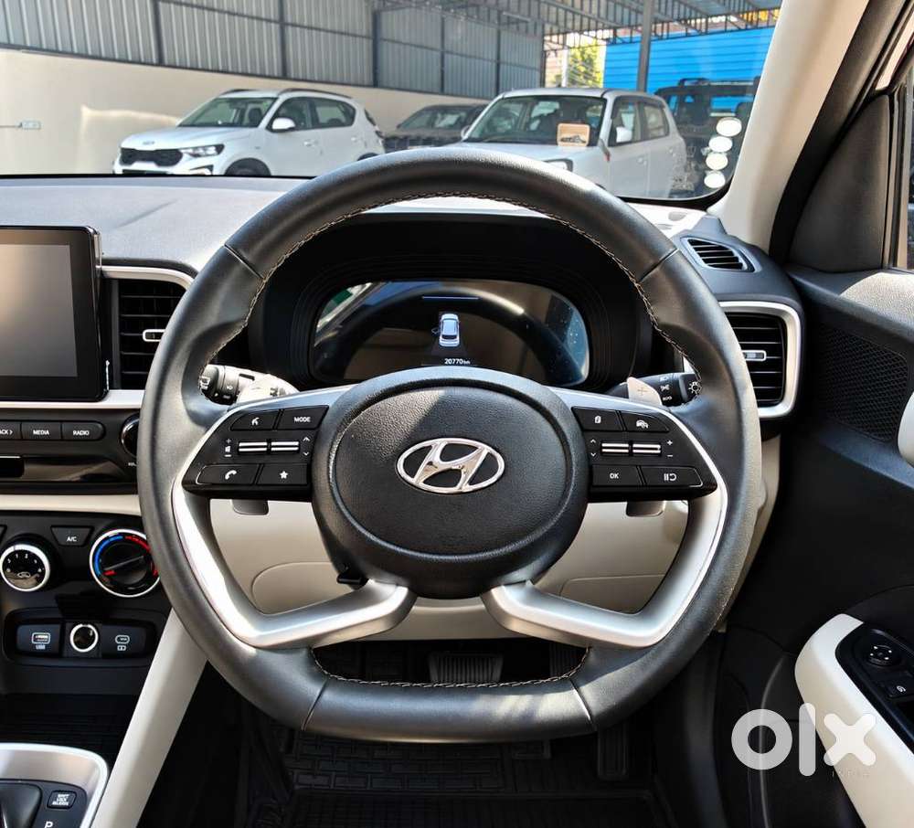 Hyundai Venue 1.0 S (o) Turbo Dct, 2024, Petrol