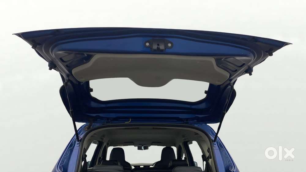 Renault Triber Rxz, 2020, Petrol