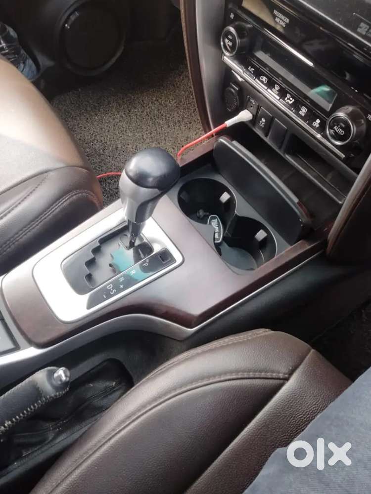 Show Room Condition Fortuner Sell And Fully Faince Avlabale Loaded Car