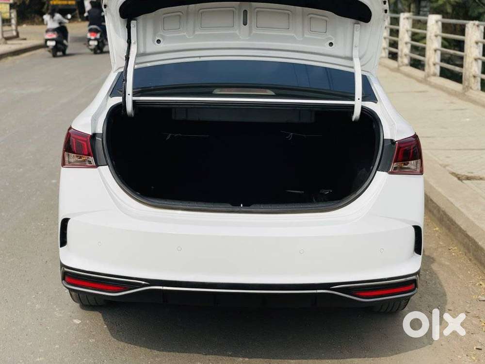 Hyundai Verna 1.5 Sx (o) Diesel Mt, 2022, Diesel