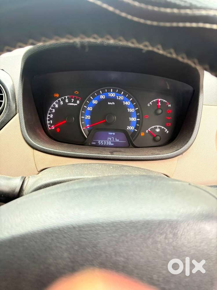 Hyundai Xcent 2015 Version