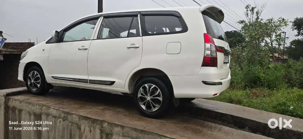 Toyota Innova Diesel 2014