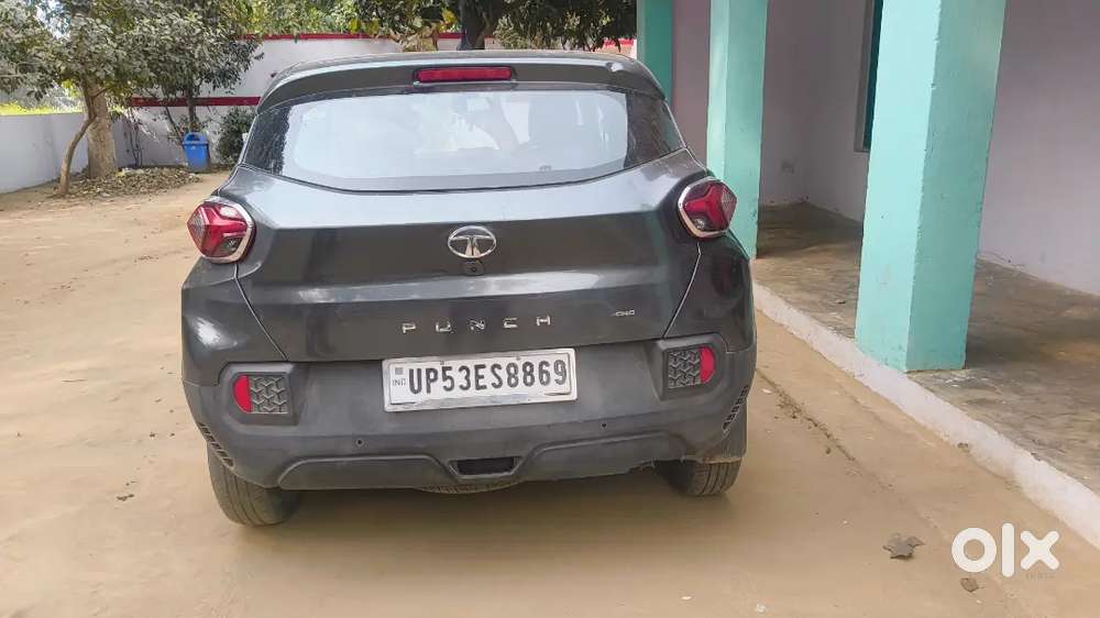 Tata Punch 2023 सीएनजी और अन्य 70000 Km Driven