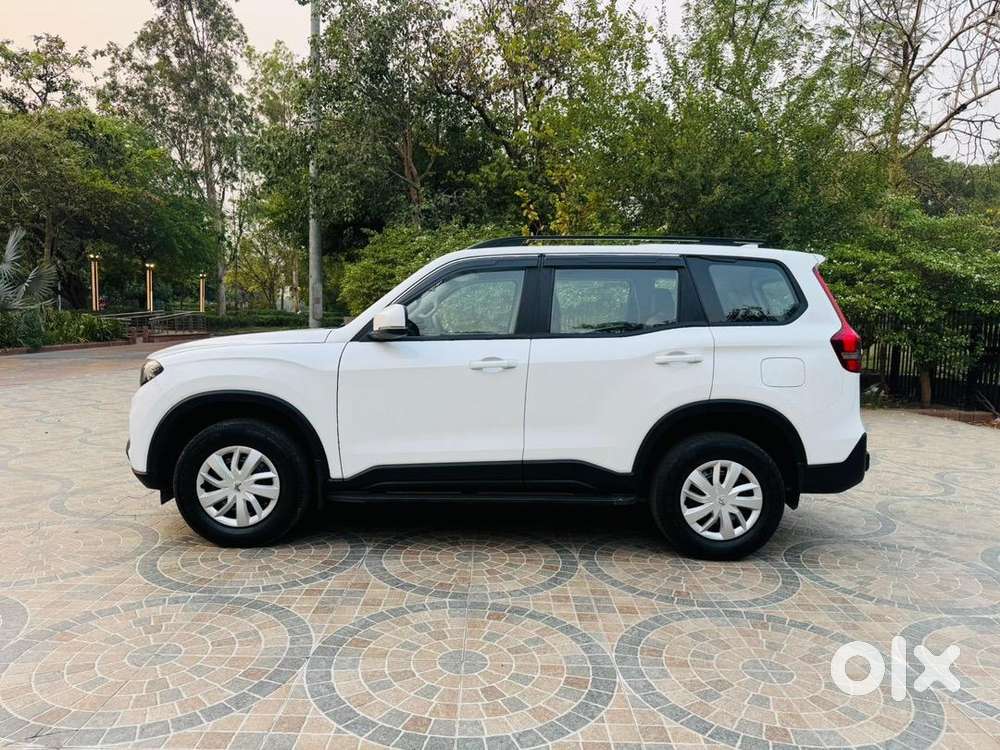 Mahindra Scorpio-n 2025 Petrol Well Maintained