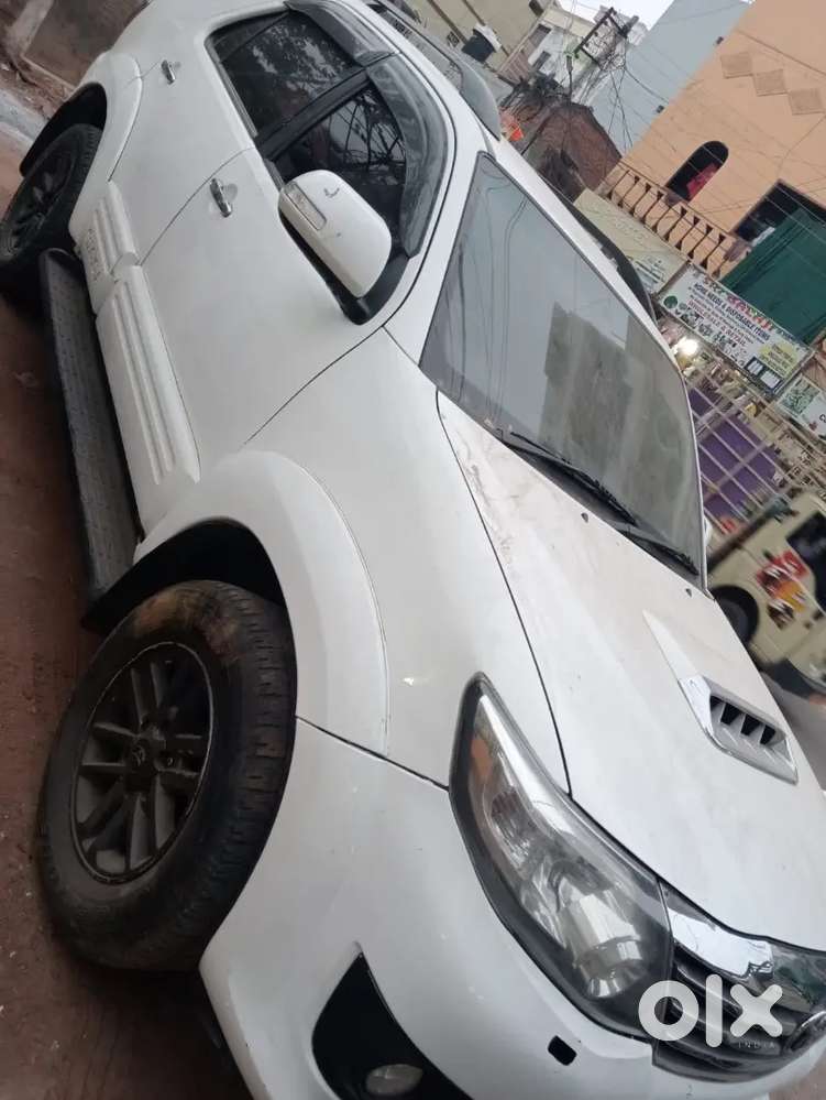 Toyota Fortuner 2013 Diesel Well Maintained