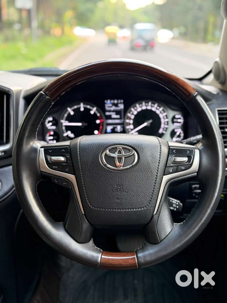 Toyota Land Cruiser 3.3 Zx Diesel, 2017, Diesel