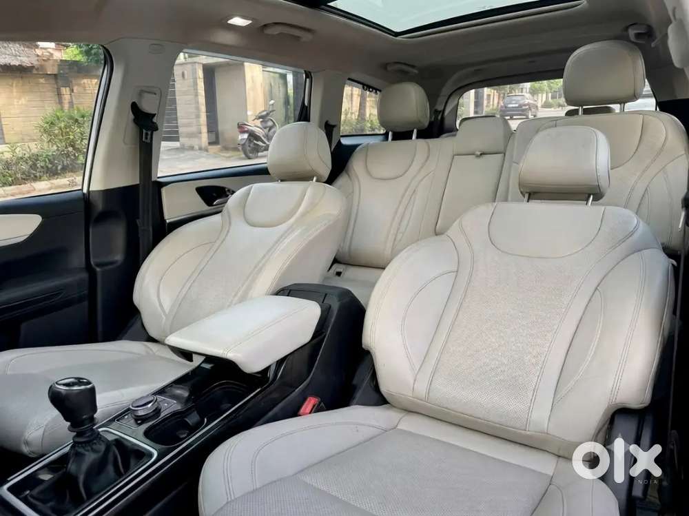 Mahindra Xuv700 Ax7l Manual Diesel 2025